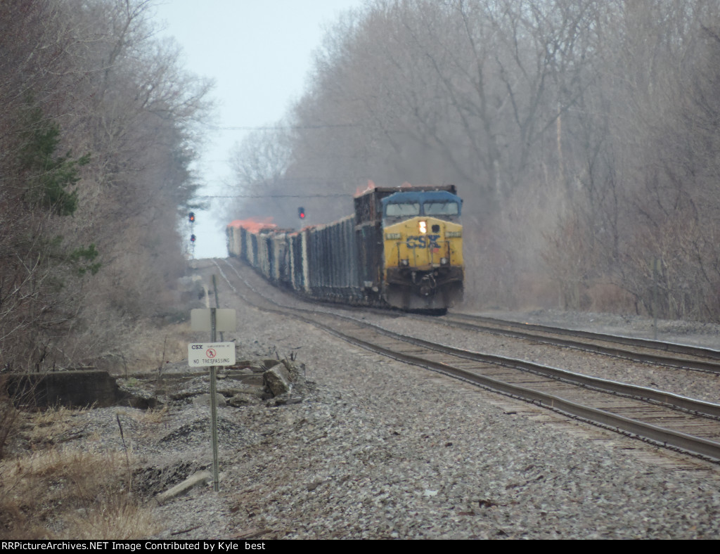 CSX 511 on the back of M635